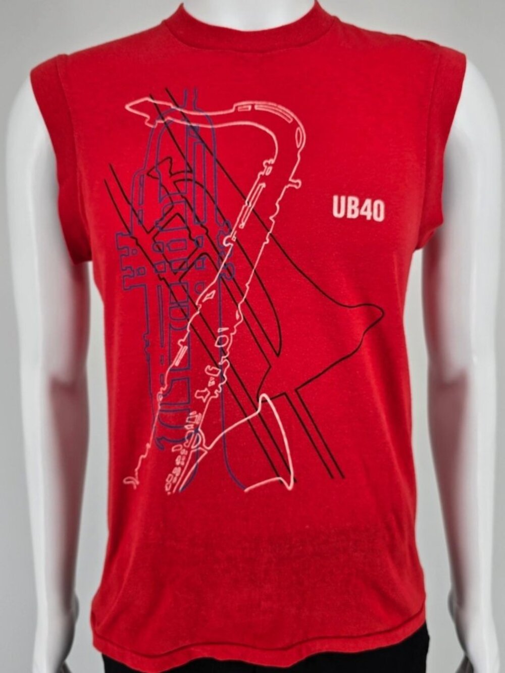 Vintage 1980s Touch of Gold UB40 Red Sleeveless Muscle Band T-Shirt (S/M)